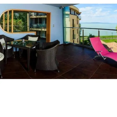 Rising Sun Panorama Ii Апартаменты Шиофок